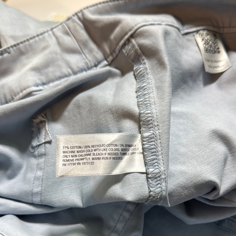 Universal Thread Gray Wide Leg Flare Jeans - Picture 8 of 8